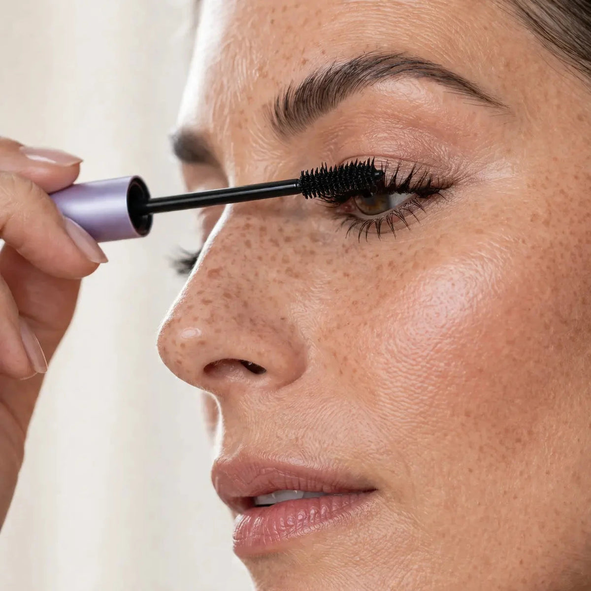 Velvionna™ Mascara Everlove – Le mascara conçu pour les cils matures